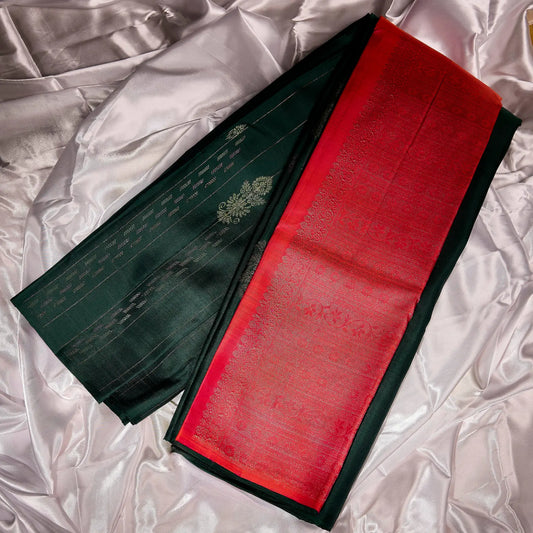 Emerald Varnam emerald green and ruby red Kanchivaram silk saree with copper and pink zari striped weaving – saree UAE