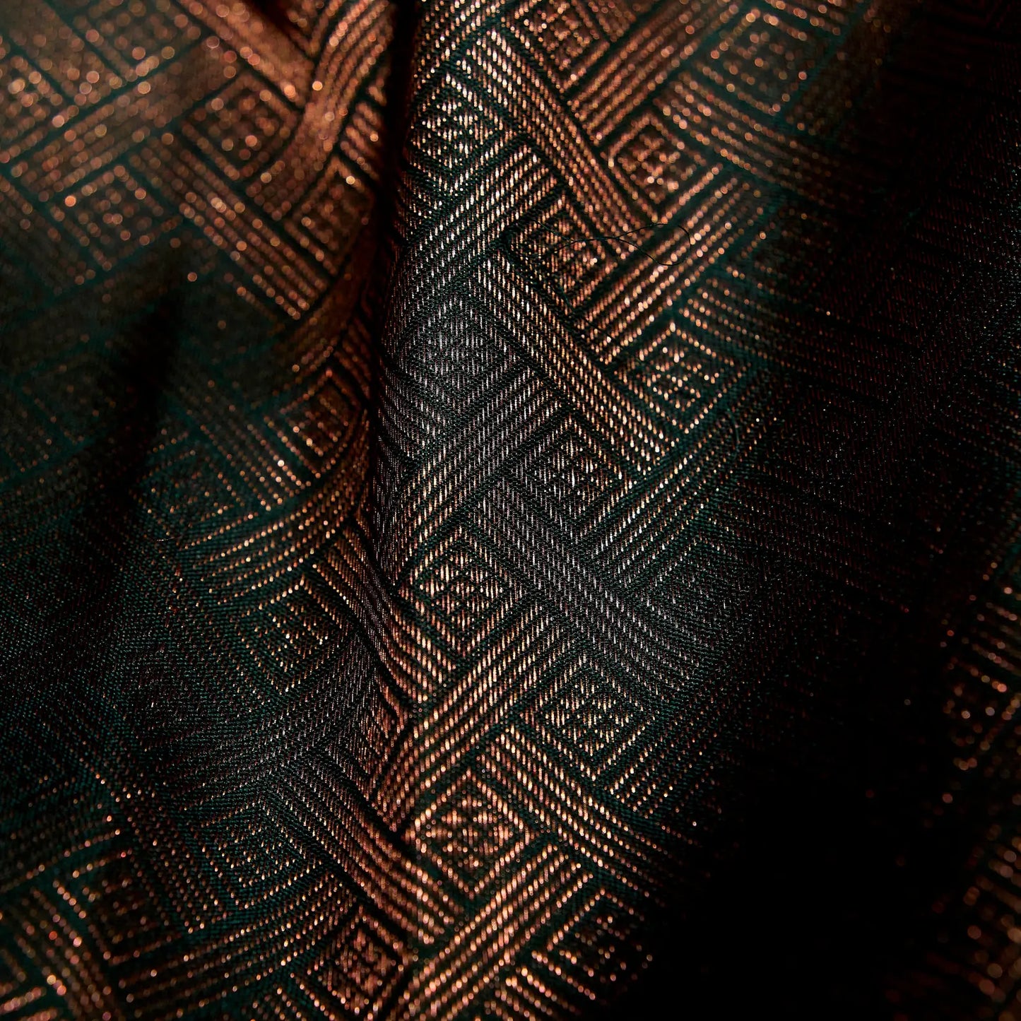 Pehrika peach Kanchivaram silk saree with gold zari stripes and copper-tinted bottle green contrast pallu – festive saree UAE