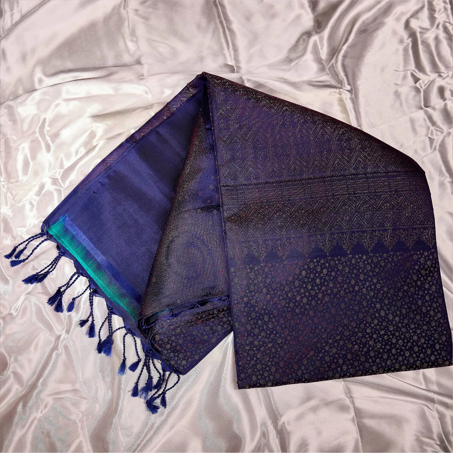 Rajvini navy blue Kanchivaram silk saree with antique copper zari geometric border    and pallu – Ethereal Weaves UAE.